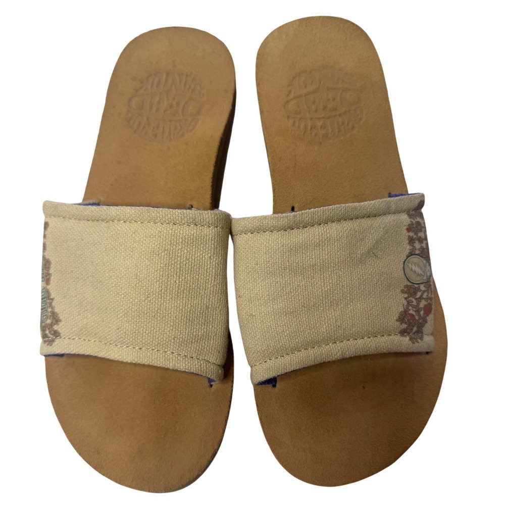 Sanuk Grateful Dead Slide Sandals Womens Tan Canvas Yoga Mat Flip Flops Skull